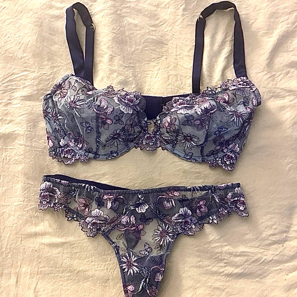 🎀 Trade for jamiefrank61382 🎀 Love & Lemons EMBROIDERED bra and panties